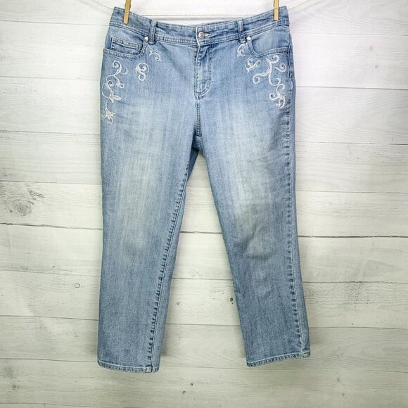 Chicos Womens Jeans Cropped Stretch Denim Embroidered Size 1.5 | M | 10 - Picture 4 of 15
